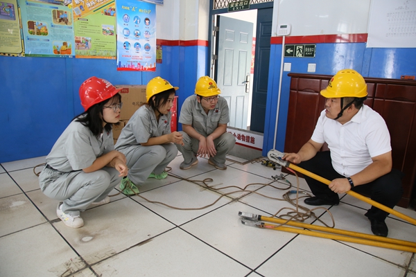 1641350872743015.jpg 師帶徒.JPG