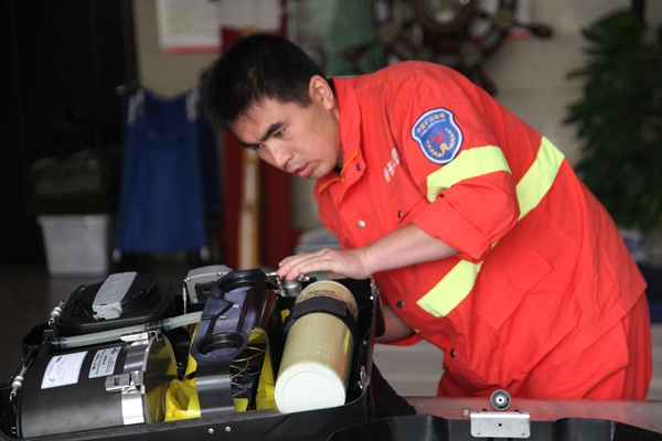 1643340106430461.jpg 黨員示范崗段志虎1.JPG