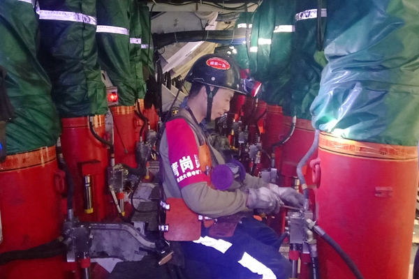 1671519273155425.jpg 1664523839089.jpg