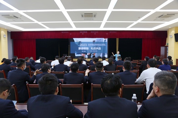 1685499561192395.jpg 培訓現場_副本.jpg