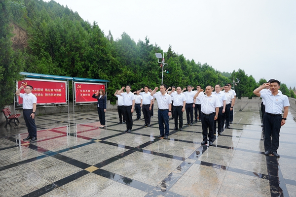 配圖 (2)_副本.jpg