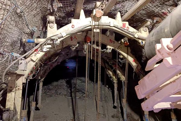 1692665343945172.jpg 配圖_副本.jpg