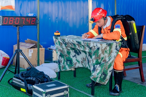 1696750336207125.jpg 杜營科 (1)_副本.jpg