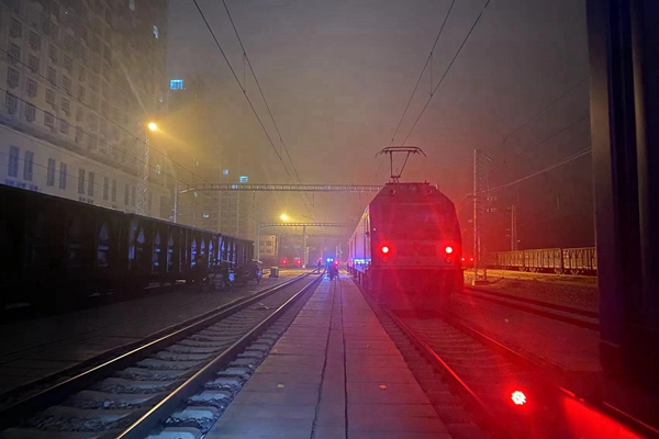 1698226839108783.jpg 夜間大霧天氣_副本.jpg