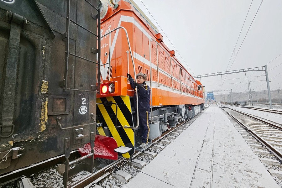 1702629338272467.jpg 調(diào)車作業(yè)_副本.jpg