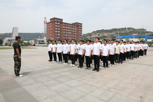 1702952523112528.jpg 1.集中軍訓_副本.jpg