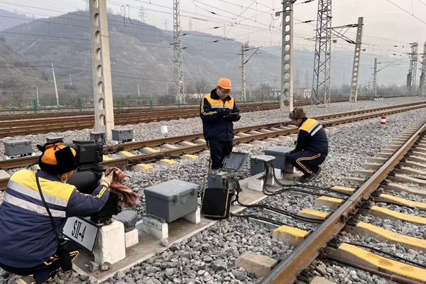 1704160963815119.jpg 線路檢修_副本.jpg