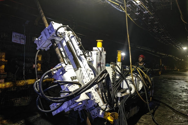 1708933348205139.jpg CMS1-4500-55鉆機_副本.jpg