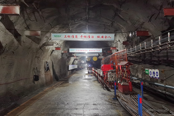 1712561337749301.jpg 配圖2_副本.jpg