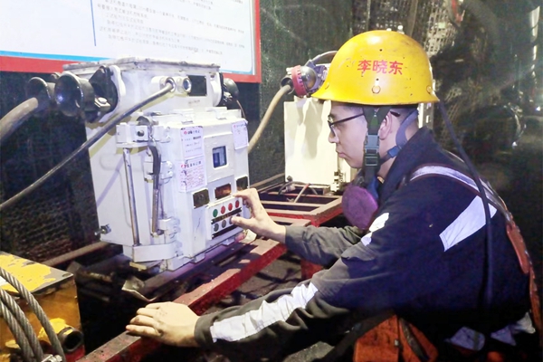 1714880054897445.jpg 2李曉東_副本.jpg