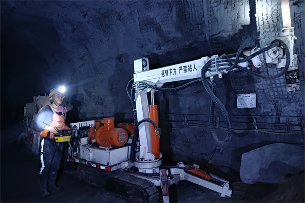 1719976365777332.png 遙控噴漿機(1)(1)_副本.png