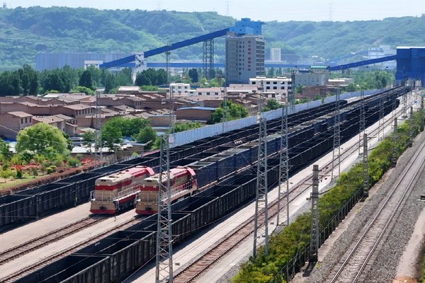 1720666164203964.jpg 裝車作業(yè)_副本.jpg