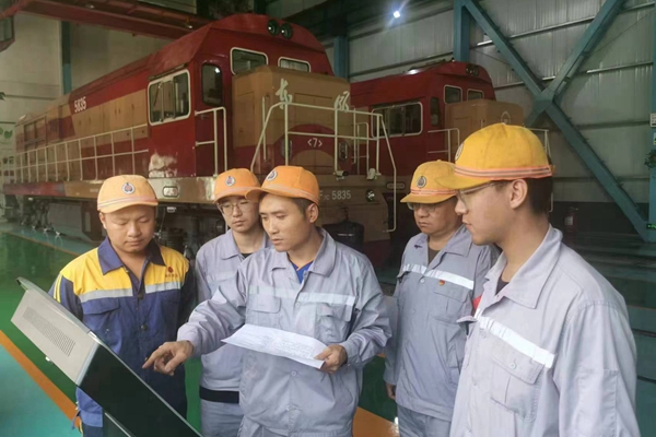 1722829128175110.jpg 班組培訓_副本.jpg