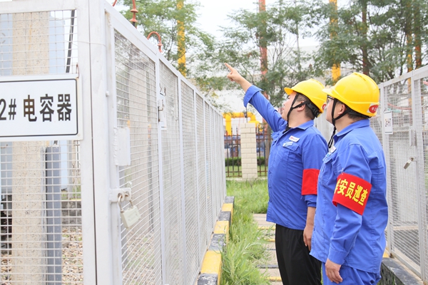 1726818302815350.jpg 2.檢查電容器設備_副本.jpg