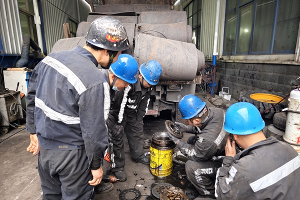 1735615658137117.jpg “1”,組建每一個安全網絡小組_副本.jpg