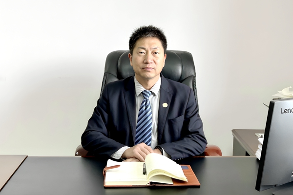 1740367732854975.jpg 李建偉訪談_副本.jpg