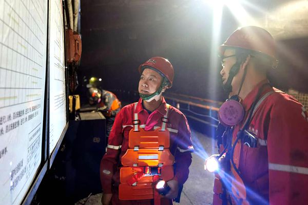 1740728549136924.jpg 白書記-孟村.jpg