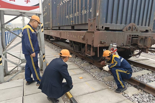 1746514555374383.jpg 車輛防溜檢查_副本.jpg