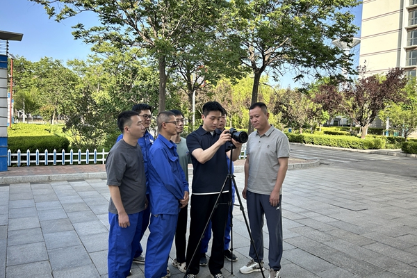 1750319500640330.jpg 講解攝影技巧_副本.jpg