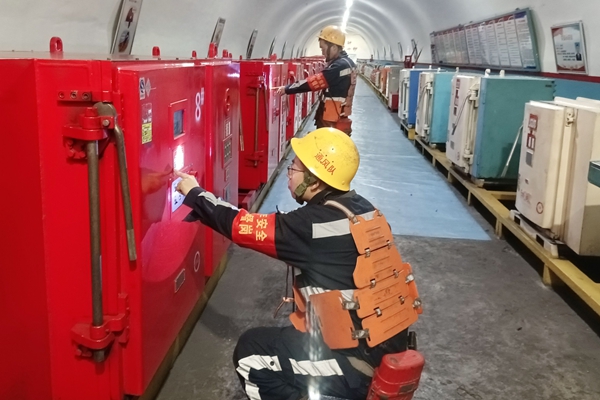 1750929771149976.jpg 話機盒.jpg