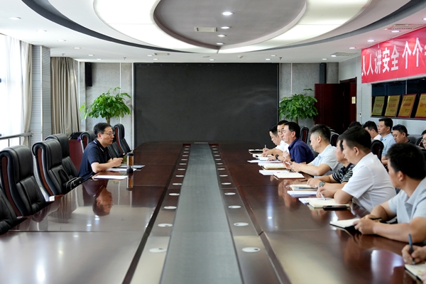 1752223746119593.jpg 賀總調研1_副本.jpg