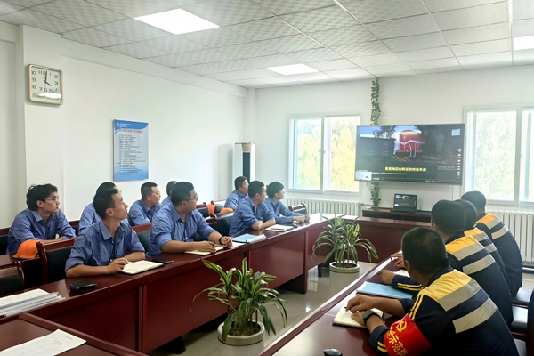 1754290571152297.jpg 提高職工思想意識_副本.jpg