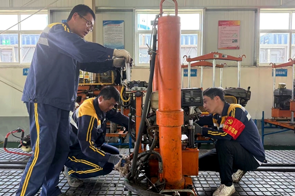 1756710986102837.jpg 項目攻關_副本.jpg