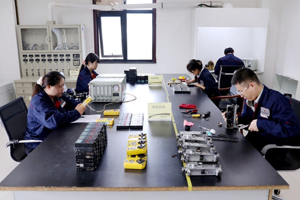 1756970269899359.jpg 7V4A8817_副本.jpg