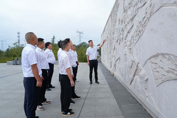 1757553251332939.jpg 開展微團課_副本.jpg