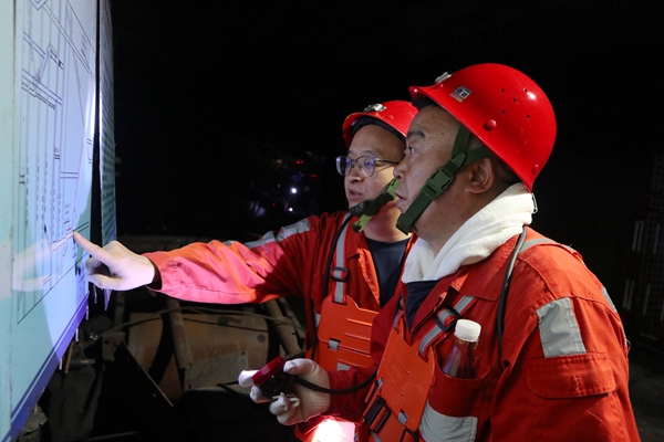 1757666765719379.jpg 萬總.jpg