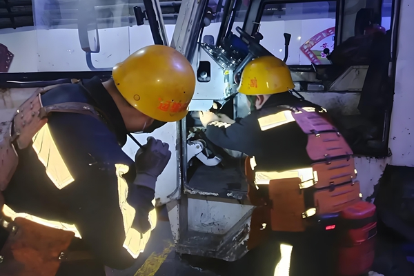 1758701514163973.jpg 4_副本.jpg