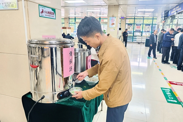 1758702669988892.jpg 084a87fb17bcb89ae78f06b103977278_副本.jpg