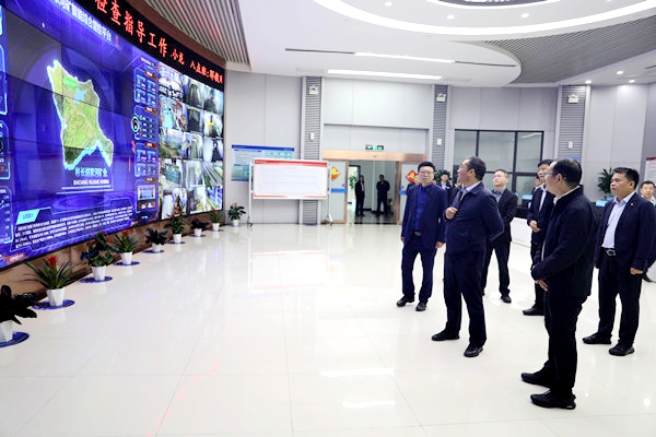 1759559131581760.jpg 2.jpg