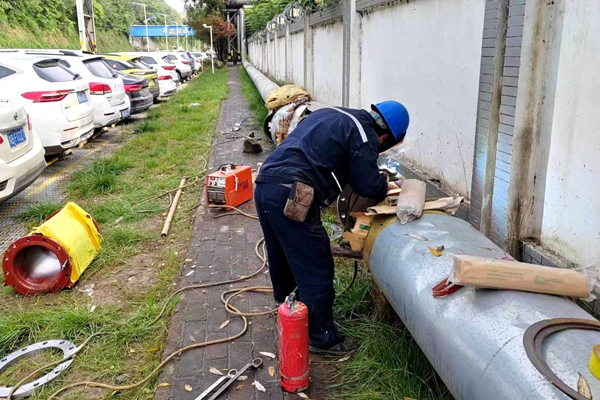 1760948990525667.jpg 配圖1_副本.jpg