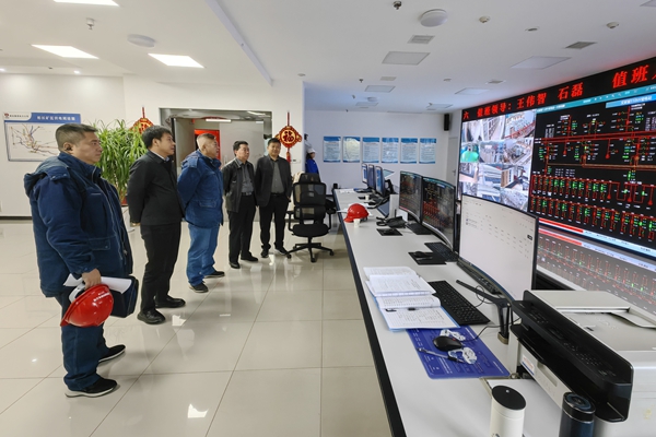 1761726187111341.jpg 領(lǐng)導(dǎo)小組調(diào)度指揮_副本.jpg