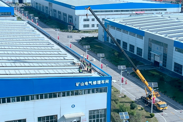 2.光伏吊裝_副本.jpg