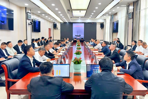 1765531975127517.jpg 第一段_副本.jpg